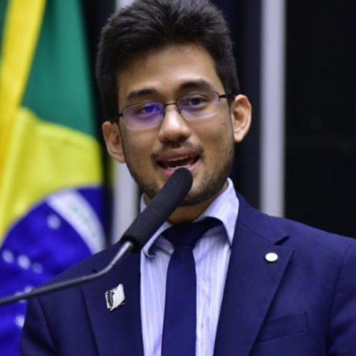 Deputado acusa Bolsonaro de traição à direita e lista promessas descumpridas