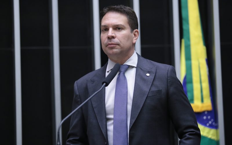 Fux julga improcedentes acusações contra Ramagem