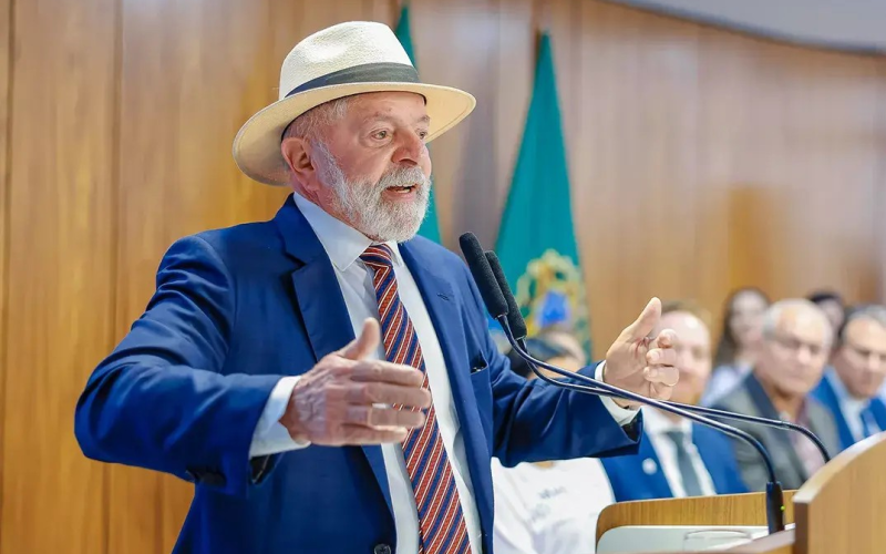 Lula realiza primeira reunião ministerial do ano nesta segunda-feira (20)