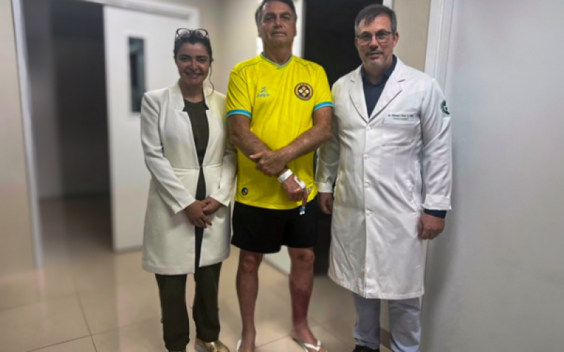 Bolsonaro pede a Moraes liberação para ir a hospital realizar a remoção de lesões na pele