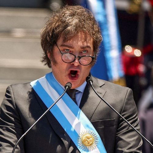 Milei agradece Trump após vitória legislativa e reforça aliança: “Grande amigo da Argentina”