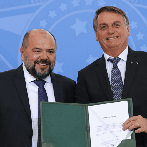 Ex-ministro de Bolsonaro é alvo de busca e apreensão em operação contra descontos no INSS