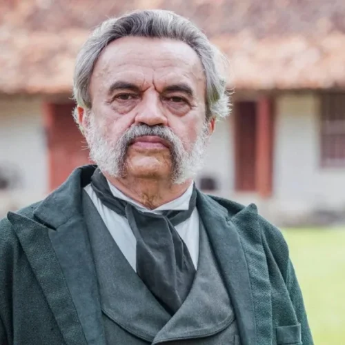 Ator José Dumont é preso após condenação por estupro de vulnerável contra criança de 11 anos
