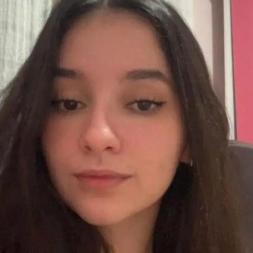 Jovem é esfaqueada 15 vezes após negar pedido de namoro