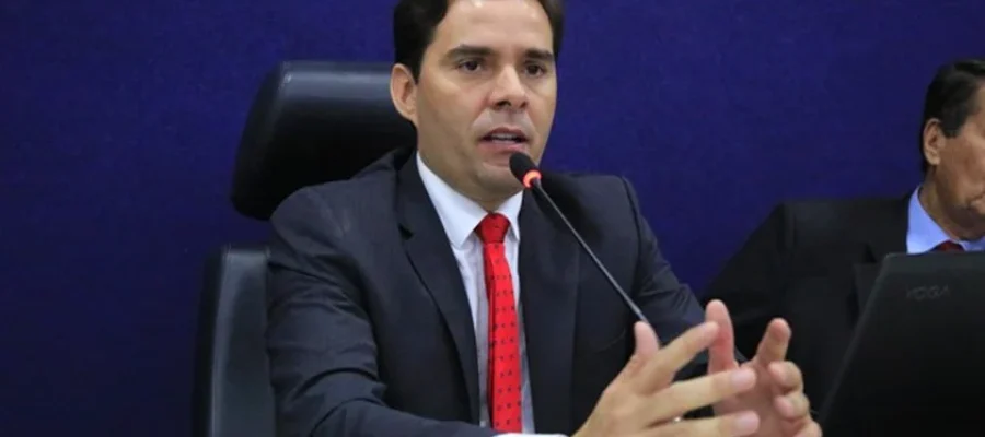 Kelmann rebate “ilações mentirosas” da oposição para tentar relacionar Maceió à operação da PF no Banco Master