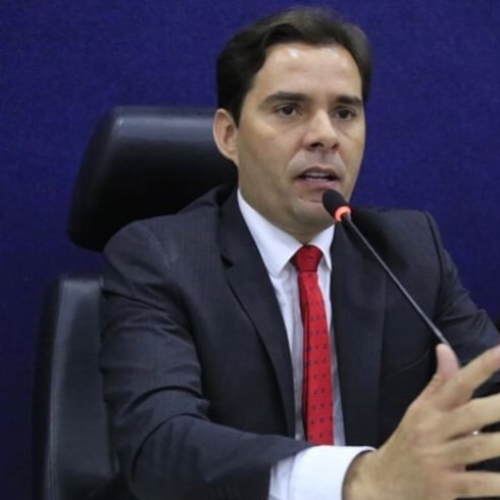 Kelmann Vieira defende legalidade de investimentos do Iprev e rebate críticas na Câmara de Maceió