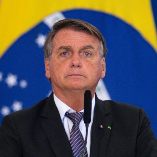 Em entrevista, Bolsonaro afirma que soube de plano para matar Lula pela imprensa e diz: ‘quem escreveu, que se responsabilize’