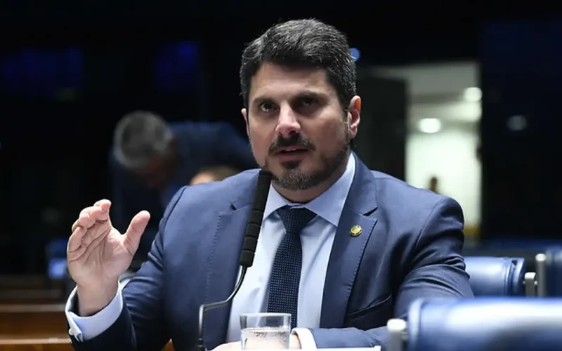 Senado oficializa afastamento de Marcos do Val por 115 dias