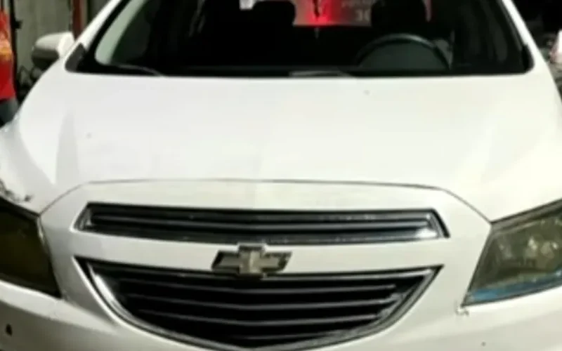 Motorista por aplicativo é sequestrado e colocado na mala do próprio carro em Maceió