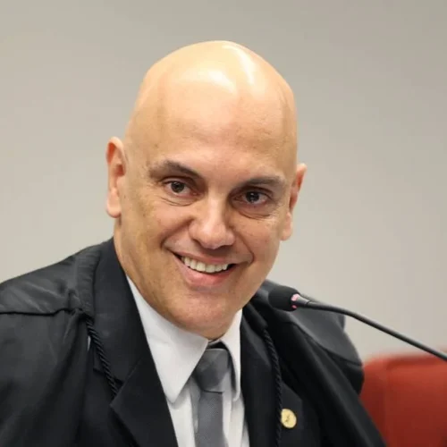 “Graças a Deus ainda temos eleições a cada 2 anos” dispara Moraes