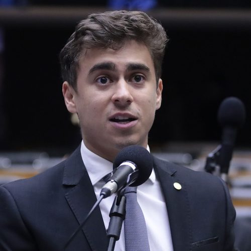 Nikolas Ferreira provoca Janja após pesquisa apontar 61% de desaprovação