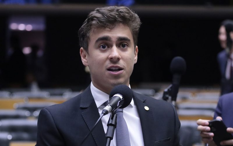 Nikolas Ferreira provoca Janja após pesquisa apontar 61% de desaprovação