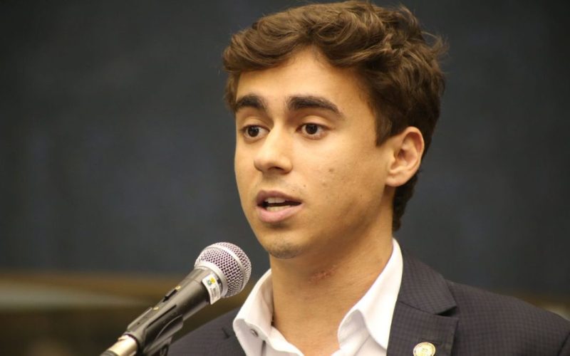 Nikolas Ferreira ironiza esquerda em vídeo sobre atuação policial