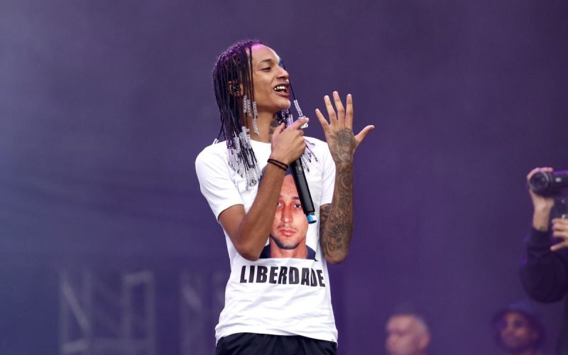 Apesar de prisões e investigações, Oruam segue livre para disputar eleições enquanto Justiça barra Luciano Hang