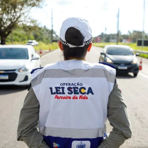 Lei Seca prende dois suspeitos durante operação em Marechal Deodoro