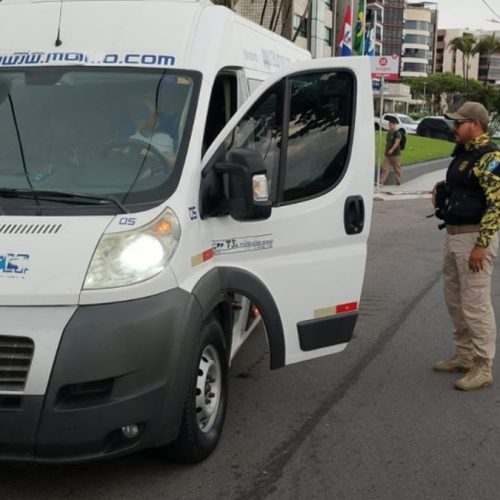 Operação Turismo Clandestino intensifica fiscalização na orla de Maceió