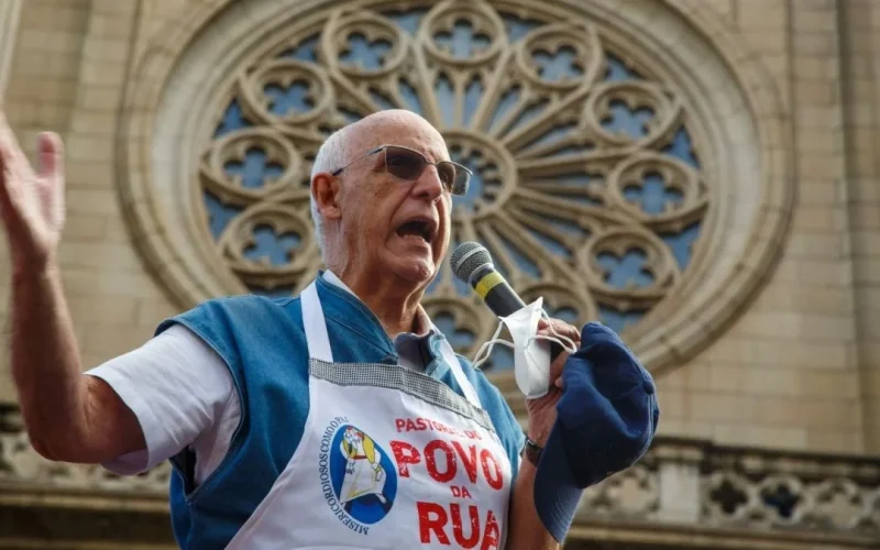 Deputados aprovam Título de Cidadão Honorário de Alagoas para o Padre Júlio Lancellotti