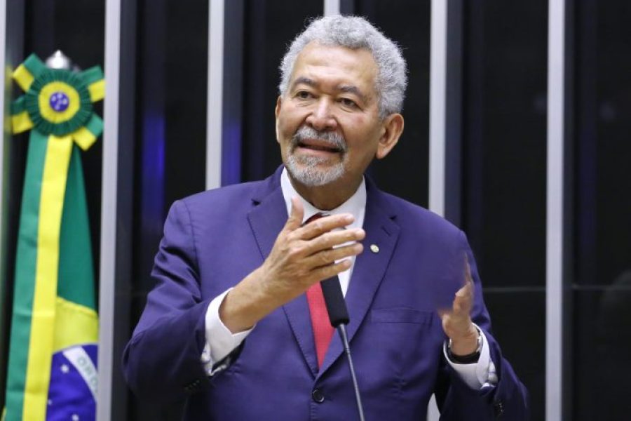 Paulão propõe audiência para analisar preços e distribuição de combustíveis