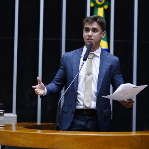 Justiça manda X apagar post de Nikolas Ferreira chamando PT de “Partido dos Traficantes”