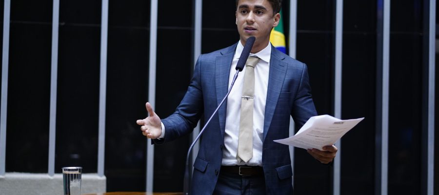 Justiça manda X apagar post de Nikolas Ferreira chamando PT de “Partido dos Traficantes”