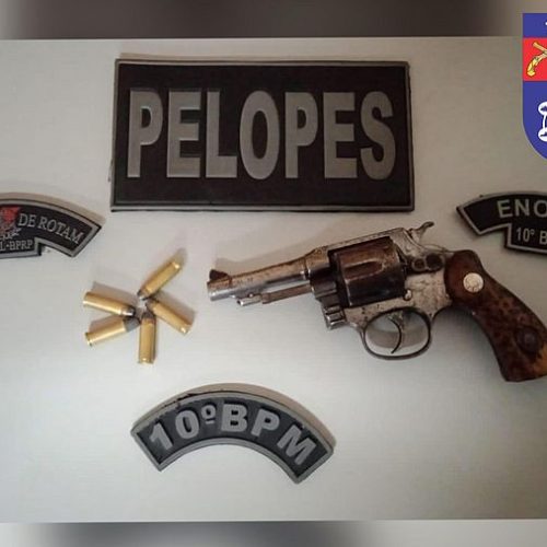 PELOPES do 6º BPM prende homem por porte ilegal de arma de fogo na AL-105, em Matriz do Camaragibe