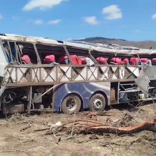 “O laudo é fundamental para esclarecer a dinâmica do acidente”, diz delegado sobre tragédia com ônibus de romeiros