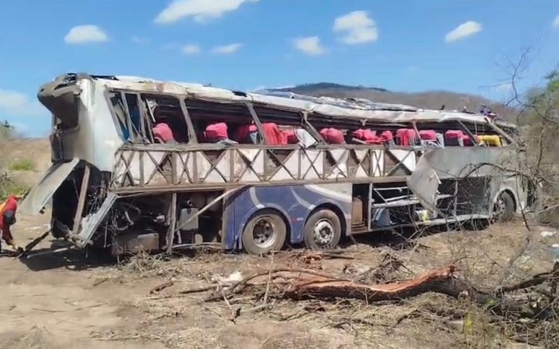 Perícia confirma: ônibus que caiu em ribanceira estava sem problemas mecânicos