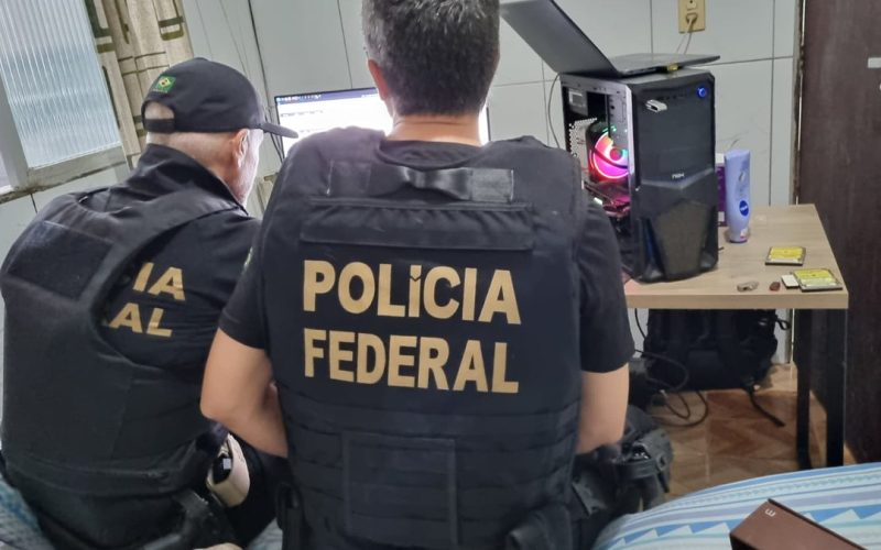 Polícia Federal cumpre mandado em Alagoas contra armazenamento de material de abuso sexual infantil de usuários da ‘darkweb’