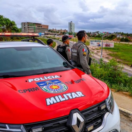 Força Tática do 13º BPM prende suspeito com mandado de prisão em Jacarecica