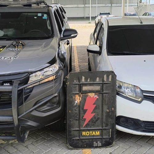Homem troca tiros com a polícia e morre no Benedito Bentes; ficha criminal do suspeito era extensa