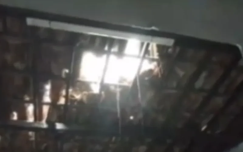 Tempestade causa estragos após raio atingir residência no Pilar