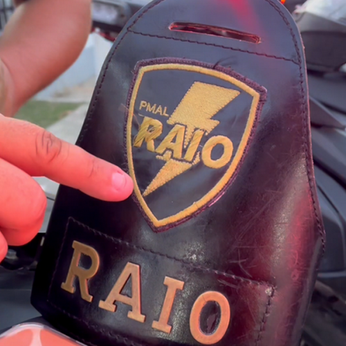 Raio prende homem por roubo de cordão avaliado em R$ 50 mil durante bloco na Ponta Verde