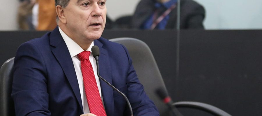 Deputado Petista foi o único a votar contra homenagem a Governador de São Paulo Tarcísio de Freitas