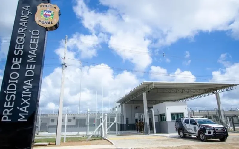 Detento é morto por companheiros de cela dentro do Presídio de Segurança Máxima de Maceió