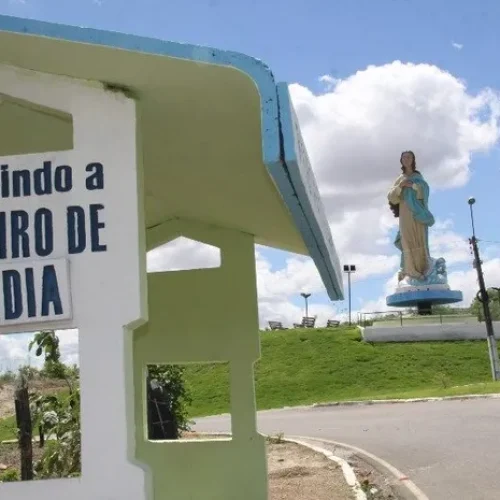 Residência é alvo de furto e moradora tem prejuízo estimado em R$ 10 mil em Limoeiro de Anadia