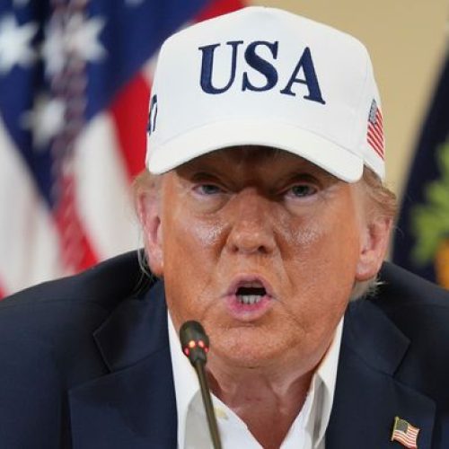 Trump posta vídeo criado por IA de Barack Obama sendo preso