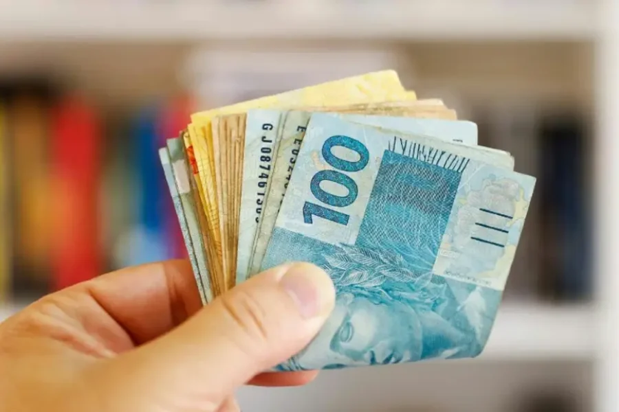 Ex-presidente do INSS usou pizzaria e advogado em esquema de lavagem de dinheiro