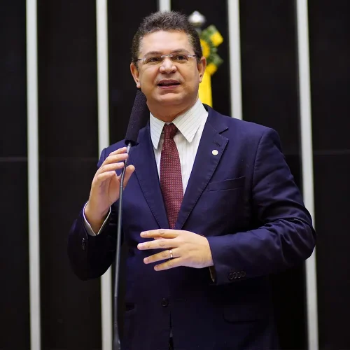 Líder do PL detalha ações contra medidas sobre Bolsonaro
