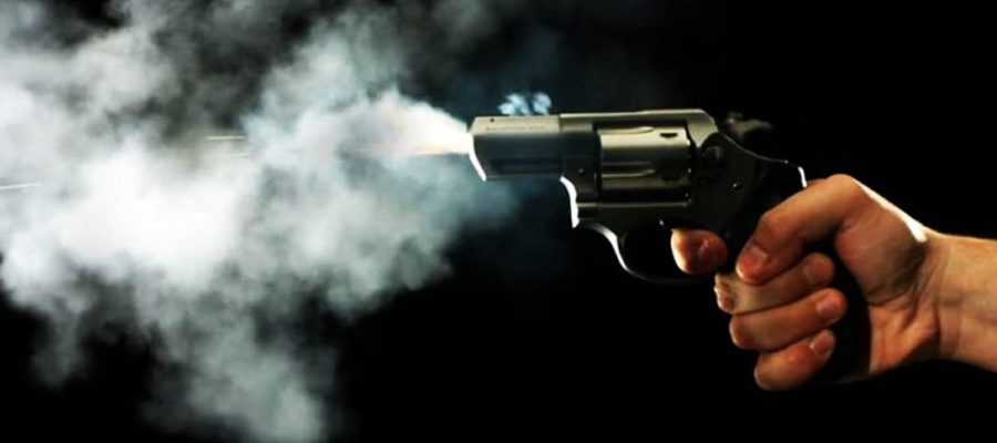 Criança é baleada no rosto durante ataque a tiros em bar