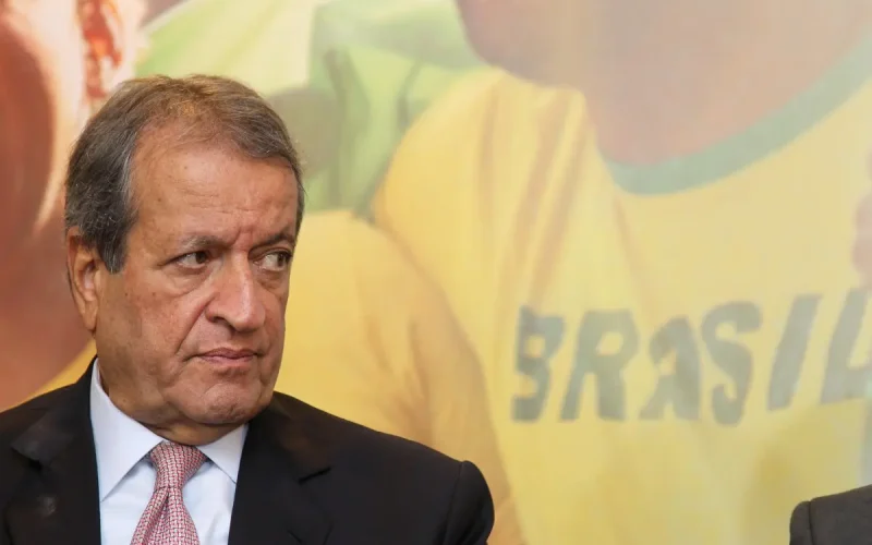 Defesa de Mauro Cid afirma no STF que presidente do PL gerenciou diálogo por relatório contra urnas