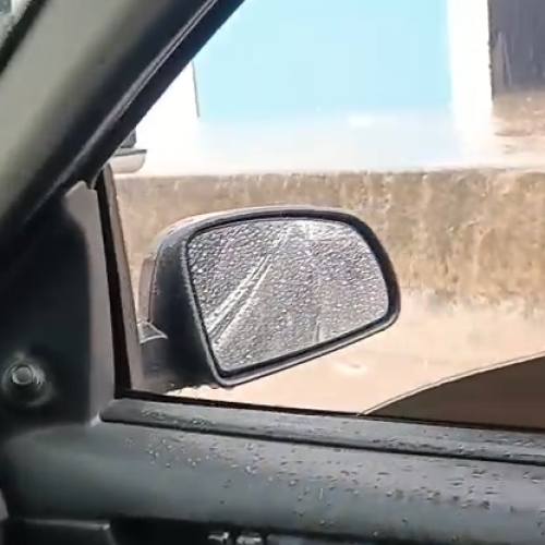 Vídeos mostram ruas submersas e cidades em alerta máximo após chuvas no interior de Alagoas