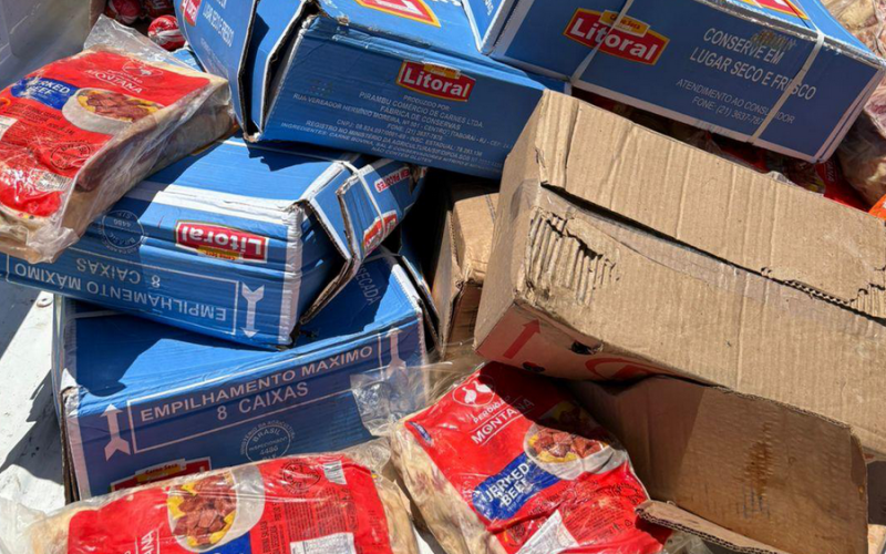 Vigilância Sanitária apreende 1,5 tonelada de alimentos vencidos na Levada